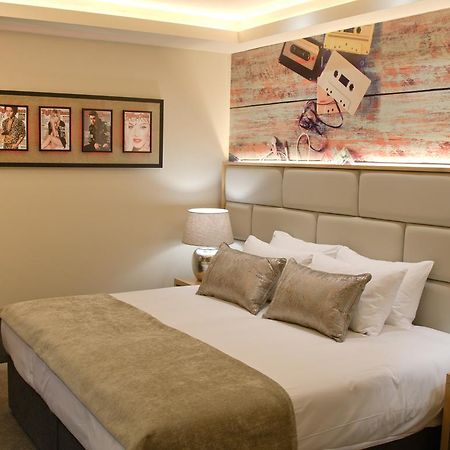 The Residence Hotel Galway Bagian luar foto