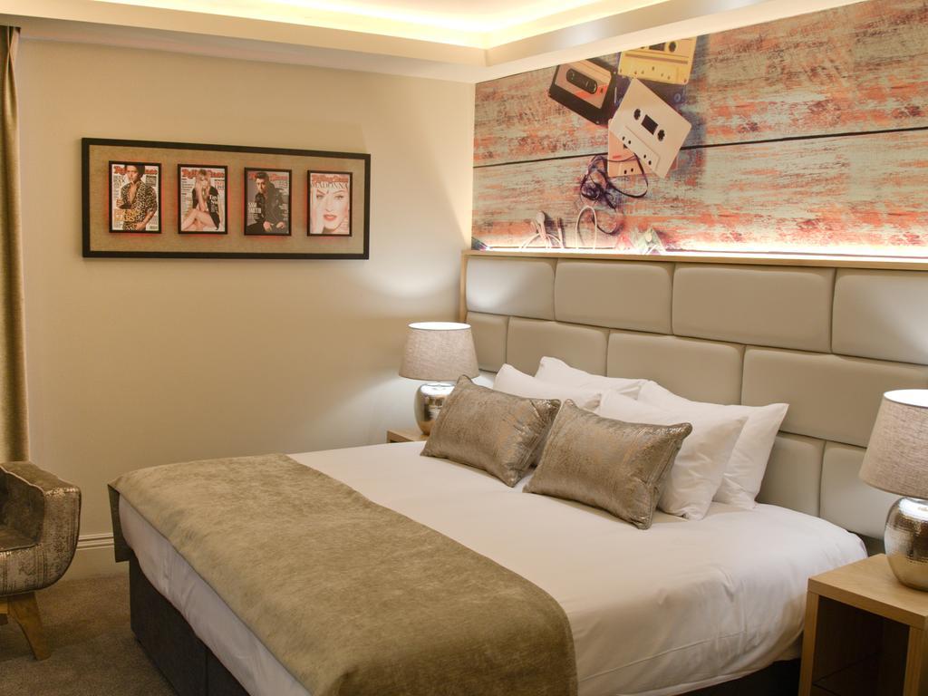The Residence Hotel Galway Bagian luar foto